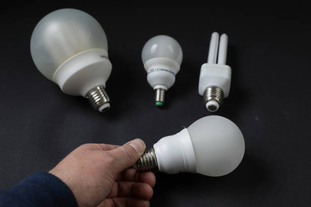 Smart Bulbs vs. Traditional LED Bulbs